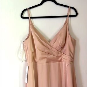 Elegant Pink Sleeveless Dress